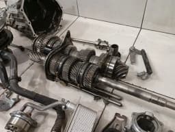 PORSCHE Porsche Boxster Spyder 718 Gearbox 982300052F G8225 Gearbox Parts GT4 — thumbnail 5
