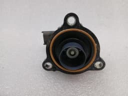 FERRARI Ferrari F8 F142MFL Valve 50051596 Valve — thumbnail 3