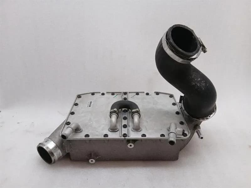 McLaren 650S Spider 14-17 Intercooler 11F1220CP Intercooler LEFT LEFT