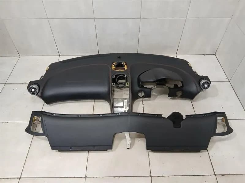 McLaren 650S Spider 14-17 Dashboard RHD RIGHT HAND DRIVE Set 11N3529CP