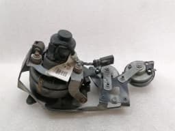 MERCEDES-BENZ Mercedes C Class W204 Air pump A1562301440 air pump holder bracket AMG — thumbnail 10
