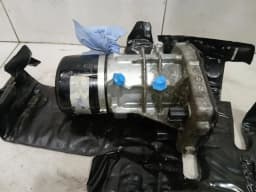MCLAREN McLaren 650S Spider 14-17 HYDRAULIC PUMP 11D0074CP HYDRAULIC PUMP — thumbnail 3