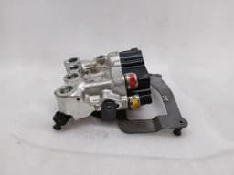 MCLAREN McLaren 650S Spider 14-17 Hydraulic Valve 11B1302CP Hydraulic Valve — thumbnail 1