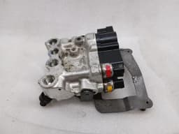 MCLAREN McLaren 650S Spider 14-17 Hydraulic Valve 11B1302CP Hydraulic Valve — thumbnail 2