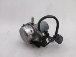 MCLAREN McLaren 650S Spider 14-17 Vacuum Pump UP28 009428-08 Vacuum Pump — thumbnail 1