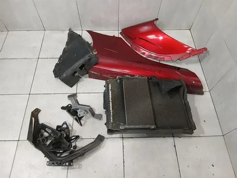 MCLAREN McLaren 650S Spider 14-17 Radiator Pack 11L0360CP Radiator Pack RIGHT SET KIT