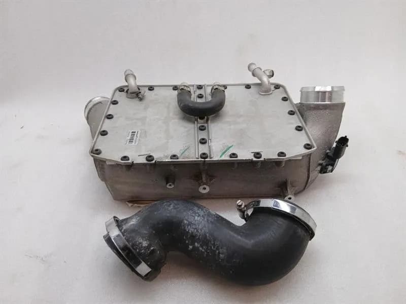 MCLAREN McLaren 650S Spider 14-17 Intercooler 11F1221CP Intercooler RIGHT RIGHT