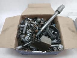 MCLAREN McLaren 650S Spider 14-17 SCREWS BOLTS FROM ONE CAR SET SET BOLTS — thumbnail 3