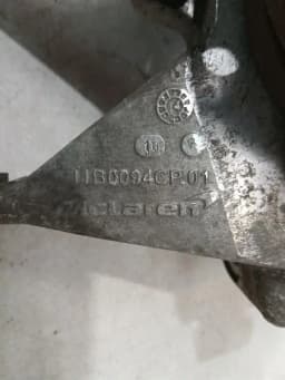 MCLAREN McLaren 650S Spider 14-17 Right Rear Hub 11B0094CP Wheel Bearing Housing Rear Right — thumbnail 4