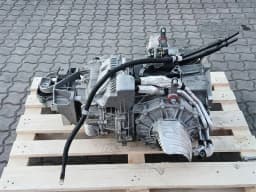AUDI AUDI R8 4S AWD V10 PLUS Gearbox SLE Gearbox 0BZ300041Q 0BZ300045M 4S0927155K — thumbnail 1
