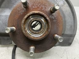 MITSUBISHI 3870A008 Wheel bearing housing front right MITSUBISHI OUTLANDER III (GG, GF, ZJ, ZK, ZL) (2012-2021) — thumbnail 3