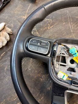 CITROËN 98118752ZD Steering Wheel CITROËN C3 AIRCROSS I (A88) (2017-2024) — thumbnail 4