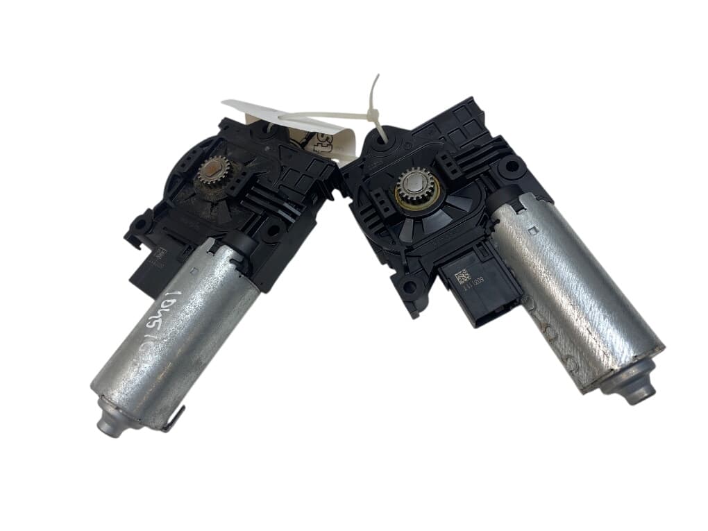 10030662A 10030662B Sunroof motor set VOLVO XC90 II (2014-)