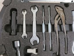 MERCEDES-BENZ A2205800105 A2205800005 A2205800305 Tool Kit MERCEDES-BENZ S-CLASS (W220) (1998-2005) — thumbnail 3