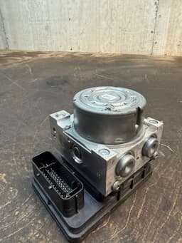BMW 6869726 34516869725 6869725 34516897117 6897117 ABS hydraulic unit / pump BMW 3 (F30, F31, F80) (2011-2019) — thumbnail 2