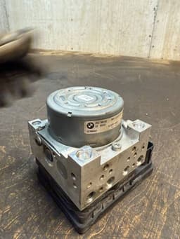 BMW 6869726 34516869725 6869725 34516897117 6897117 ABS hydraulic unit / pump BMW 3 (F30, F31, F80) (2011-2019) — thumbnail 4