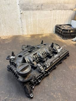 VOLVO 31338169 Cylinder head valve cover VOLVO S60 II / V60 I (2010-2018) — thumbnail 3