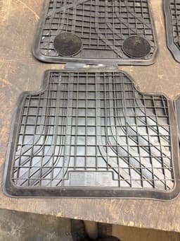 BMW 2219802 2219799 2339809 2219799 Floor Mat Set BMW 3 (F30, F31, F80) (2011-2019) — thumbnail 9
