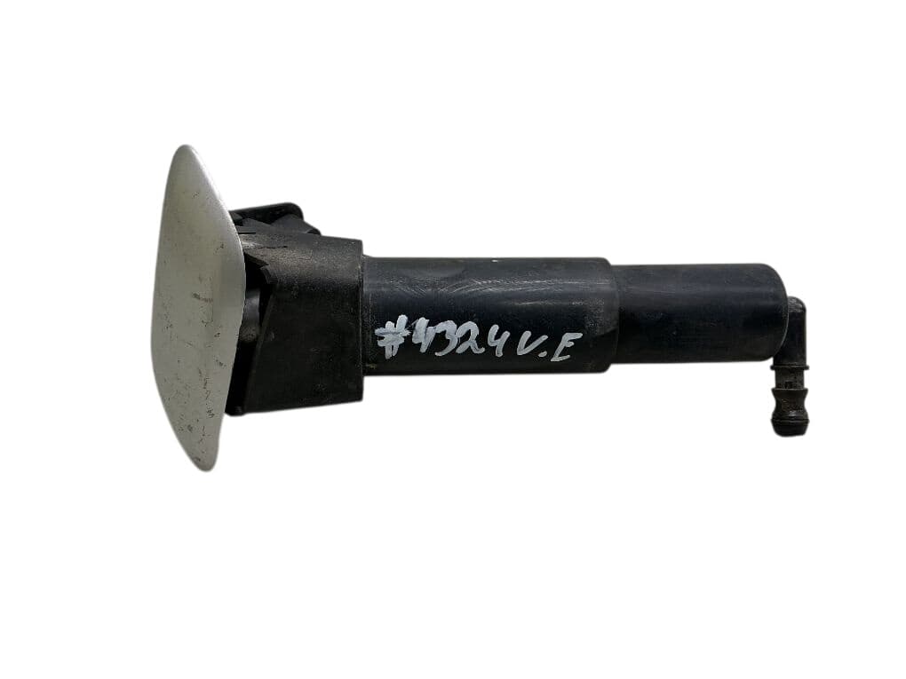 TOYOTA 8520805030 Headlight Washer Nozzle Left TOYOTA AVENSIS (T270) (2009-2018)