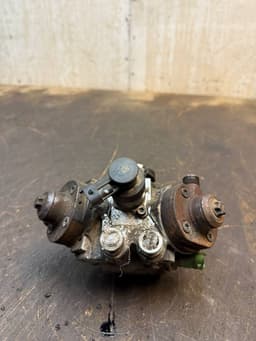 VOLVO 0445010681 31372081 Fuel injection pump, diesel VOLVO S60 II / V60 I (2010-2018) — thumbnail 4