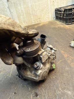 VOLVO 0445010681 31372081 Fuel injection pump, diesel VOLVO S60 II / V60 I (2010-2018) — thumbnail 7