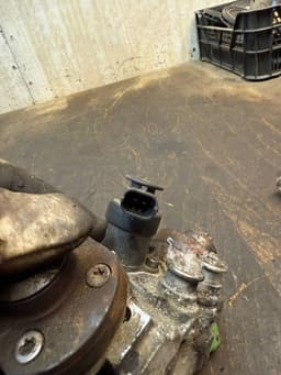 VOLVO 0445010681 31372081 Fuel injection pump, diesel VOLVO S60 II / V60 I (2010-2018) — thumbnail 8