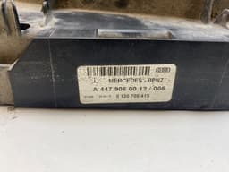 MERCEDES-BENZ 0130708415 Radiator Fan Electric MERCEDES-BENZ VITO / V-CLASS (W447) (2014-) — thumbnail 4
