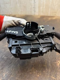 CITROËN 98204781ZD 98035106ZD Indicator/wiper/slip ring switch (stalk) CITROËN C3 AIRCROSS I (A88) (2017-2024) — thumbnail 10