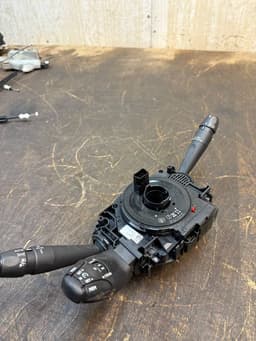 CITROËN 98204781ZD 98035106ZD Indicator/wiper/slip ring switch (stalk) CITROËN C3 AIRCROSS I (A88) (2017-2024) — thumbnail 3