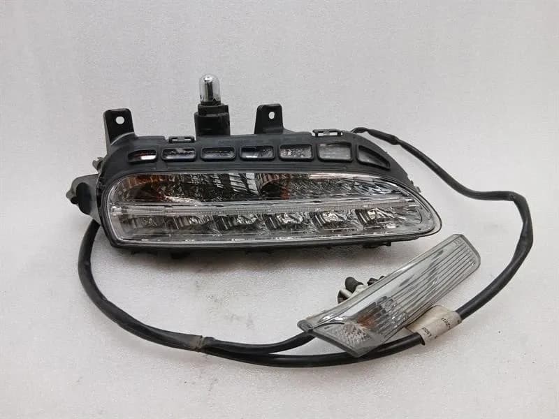 PORSCHE Porsche 911 997 Right Front Foglamp 99763108402 Fog Light Right LED