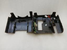 ASTON MARTIN ASTON MARTIN VANQUISH S 04-07 V12 Cover 5R133C695AAW Fairing STEERING SHROUD — thumbnail 9