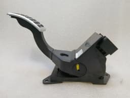 ASTON MARTIN Aston Martin Vanquish S 04-07 V12 Gas Pedal (Electrical) 1R12-382240-AC RHD — thumbnail 6