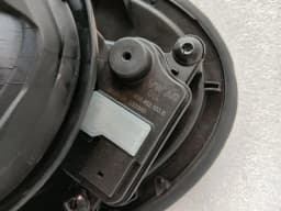 PORSCHE Porsche Panamera 976 G3 2024-2026 fuel filler cap 976809857E RH fuel filler flap — thumbnail 9