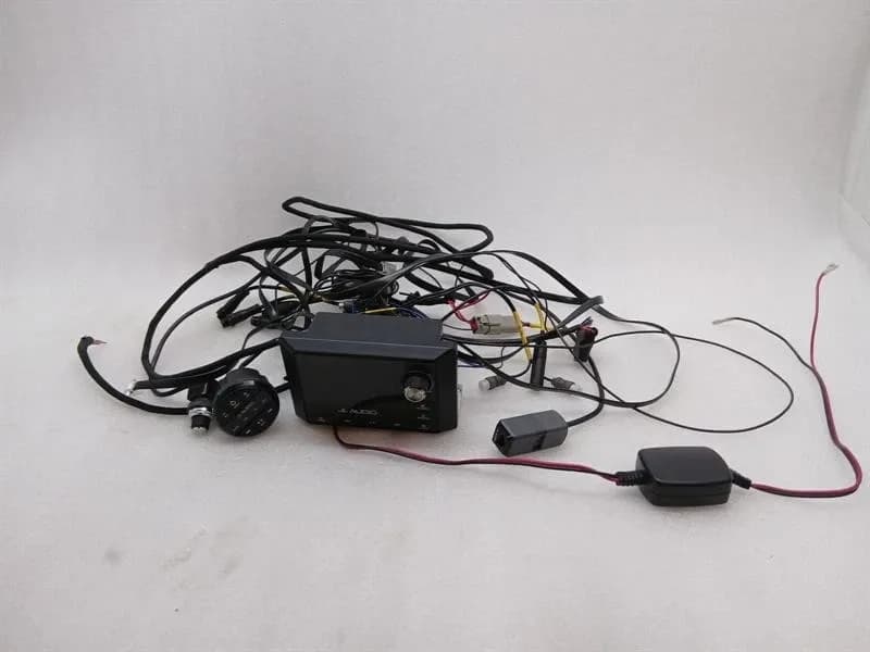 FERRARI JL Audio Media Master 100s MM100S-BE