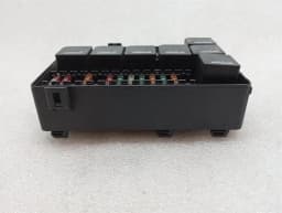 ASTON MARTIN Aston Martin Vanquish S 04-07 V12 Fuse Box 3R12-370534-AB Fuse Box — thumbnail 4