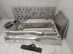 ASTON MARTIN Aston Martin Vanquish S 04-07 V12 Undertray 1R12-160589-AD Underbody Trim — thumbnail 3