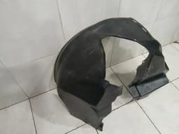 ASTON MARTIN Aston Martin Vanquish S 04-07 V12 Wheel Arch Liner 5R13-166563-BA FRONT LEFT — thumbnail 9
