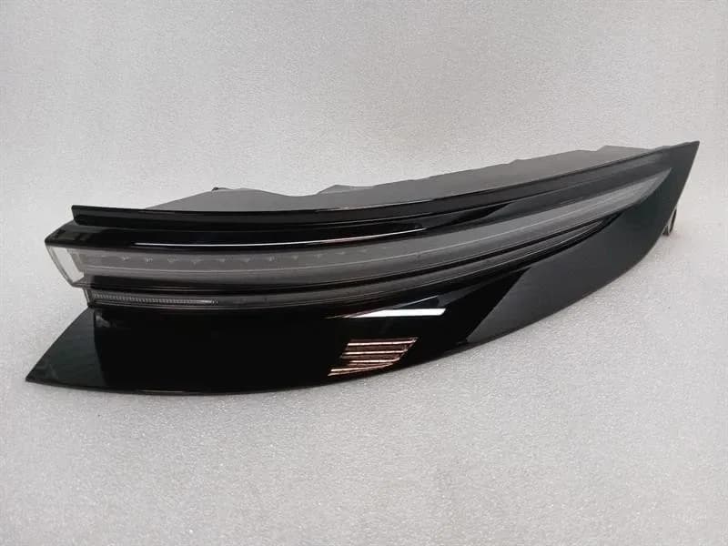 PORSCHE Porsche Panamera 976 G3 right rear light 976945092AK tail light rear right