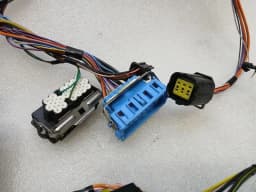 ASTON MARTIN Aston Martin Vanquish S 04-07 electronic module LJE2120AB control unit left door — thumbnail 2