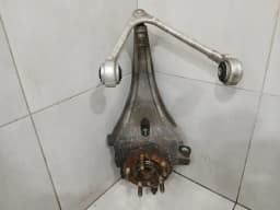 ASTON MARTIN Aston Martin Vanquish S 04-07 V12 Left Front Hub 1R12-233223-AD Front Left SET — thumbnail 2