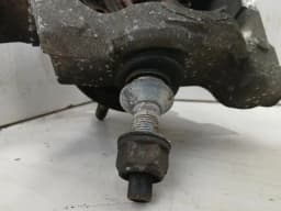 ASTON MARTIN Aston Martin Vanquish S 04-07 V12 Left Front Hub 1R12-233223-AD Front Left SET — thumbnail 7