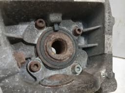 ASTON MARTIN Aston Martin Vanquish S 04-07 V12 Left Front Hub 1R12-233223-AD Front Left SET — thumbnail 5