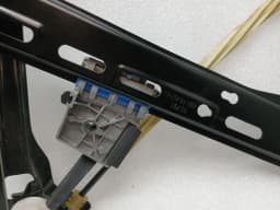 MERCEDES-BENZ Mercedes GT R190 Roadster Left Front Door Winder A1907200146 Window Regulator Left — thumbnail 7