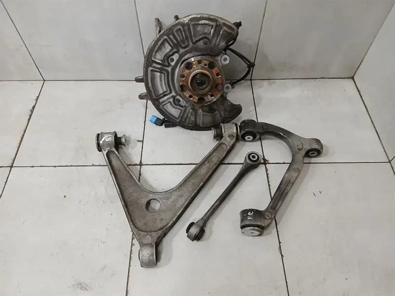 Mercedes GT R190 Right Rear Hub A1903504401 Wheel Bearing Housing Rear Re SET SET