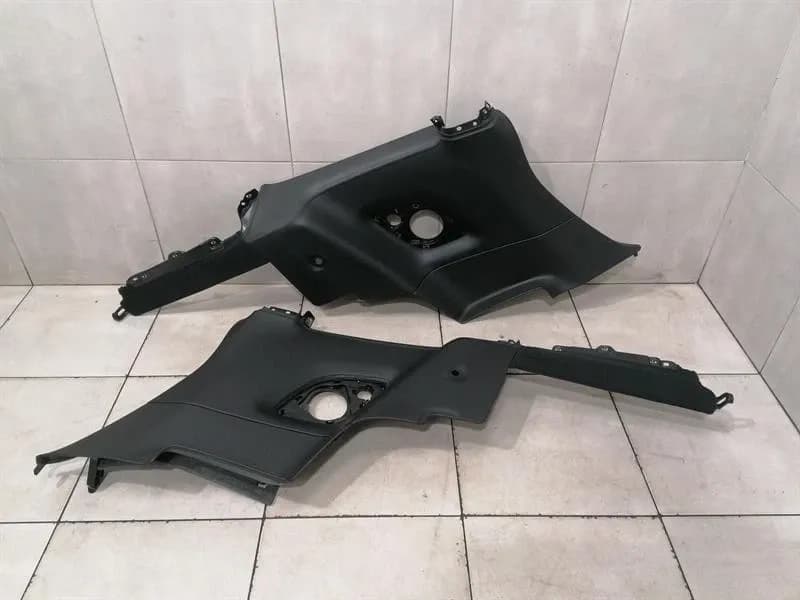 PORSCHE Porsche 911 991 Quarter Cover Panel Set 99155547502 Trim Leather Defect