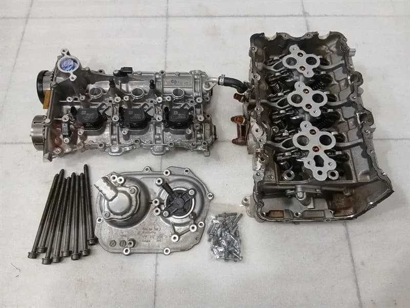 PORSCHE Porsche Panamera 976 G3 24-26 Cylinder Head PAC103062A CYL1-3 CYLINDER HEAD DGPE