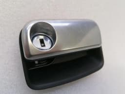 PORSCHE Porsche 911 991 glove compartment handle 99155267200 handle glove box — thumbnail 2
