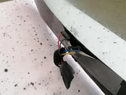 ASTON MARTIN ASTON MARTIN VANTAGE V8 WINDSCREEN 6G33-C03102-B-P1A01 WINDSHIELD — thumbnail 2