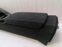 PORSCHE Porsche 911 992 GT3 GT3RS console Alcantara carbon center console console crest — thumbnail 4