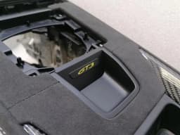 PORSCHE Porsche 911 992 GT3 GT3RS console Alcantara carbon center console console crest — thumbnail 7